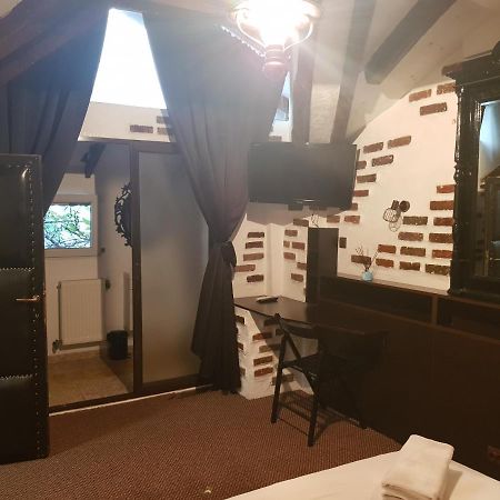 Mpoint Motel Bukurešť Exteriér fotografie