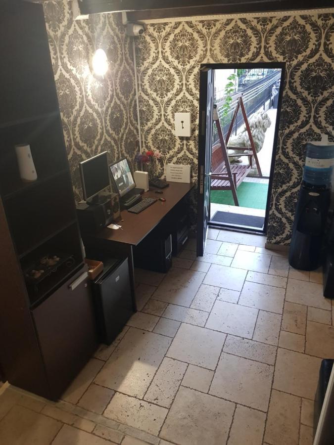 Mpoint Motel Bukurešť Exteriér fotografie