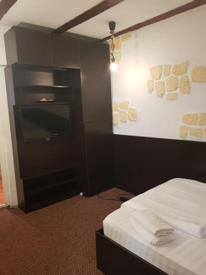 Mpoint Motel Bukurešť Exteriér fotografie