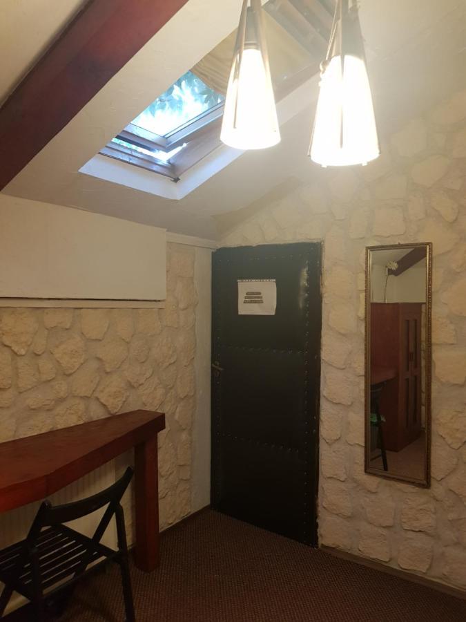 Mpoint Motel Bukurešť Exteriér fotografie