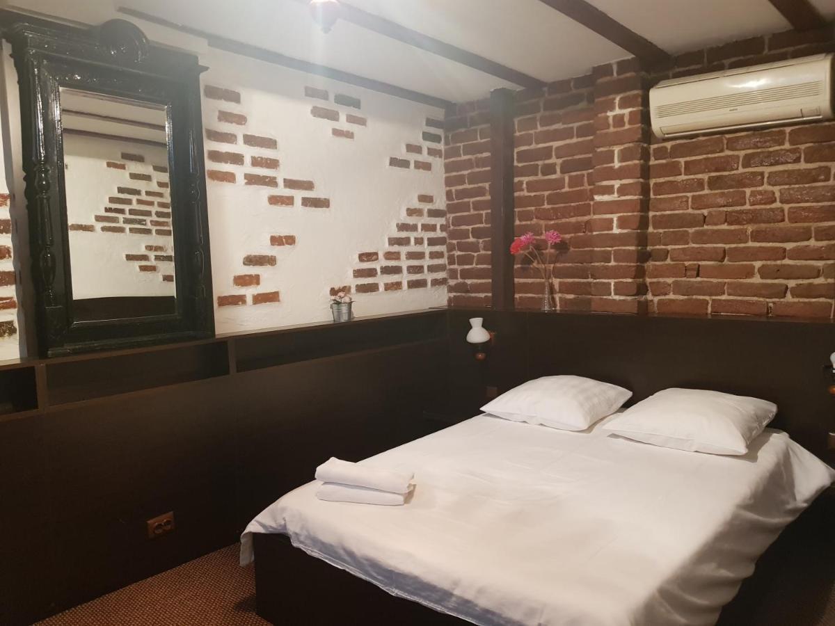 Mpoint Motel Bukurešť Exteriér fotografie