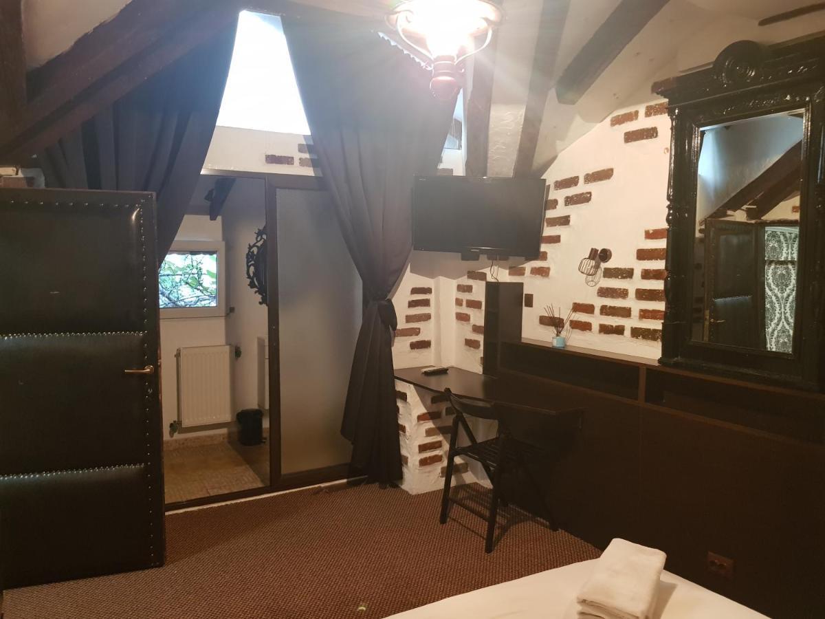 Mpoint Motel Bukurešť Exteriér fotografie